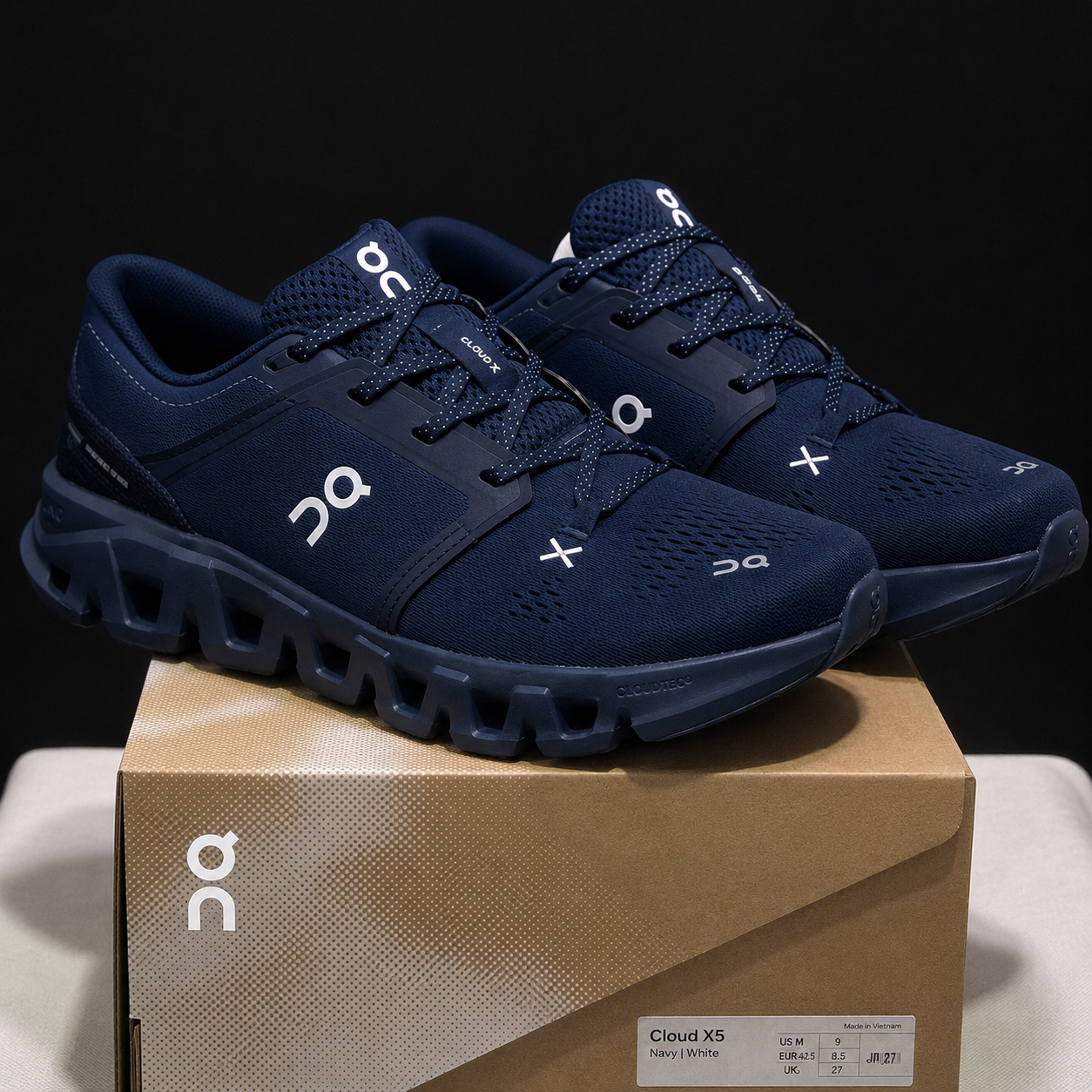 New Running Shoes Breathable Couple Non-Slip Sneakers Mesh Off-road Shoes