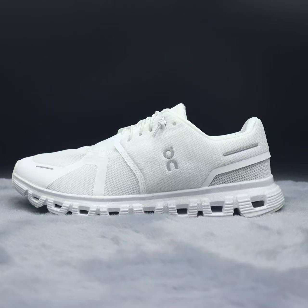 New 2026 Running Shoes Breathable Couple Non-Slip Sneakers Mesh Off-road Shoes