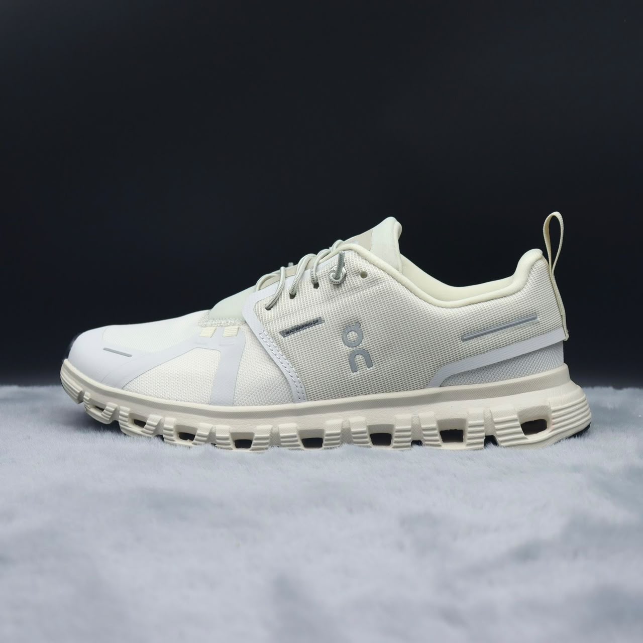 New 2026 Running Shoes Breathable Couple Non-Slip Sneakers Mesh Off-road Shoes