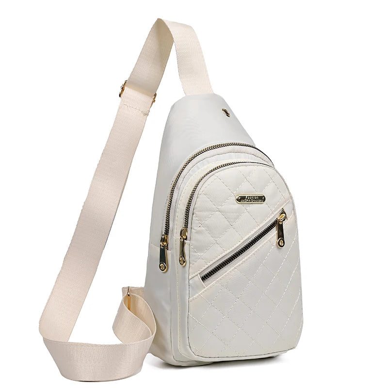 The Neutral Color Bags Are Suitable for Daily Commuting and Can Be Used as Single-Shoulder Bags or Cross-Body Bags