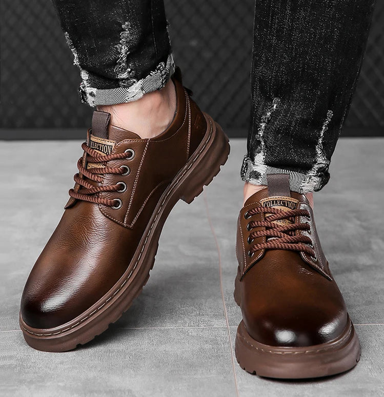Men's Outdoor Casual Leather Shoes Lace Free Retro Soft Bottom Low-Top Work Shoes
