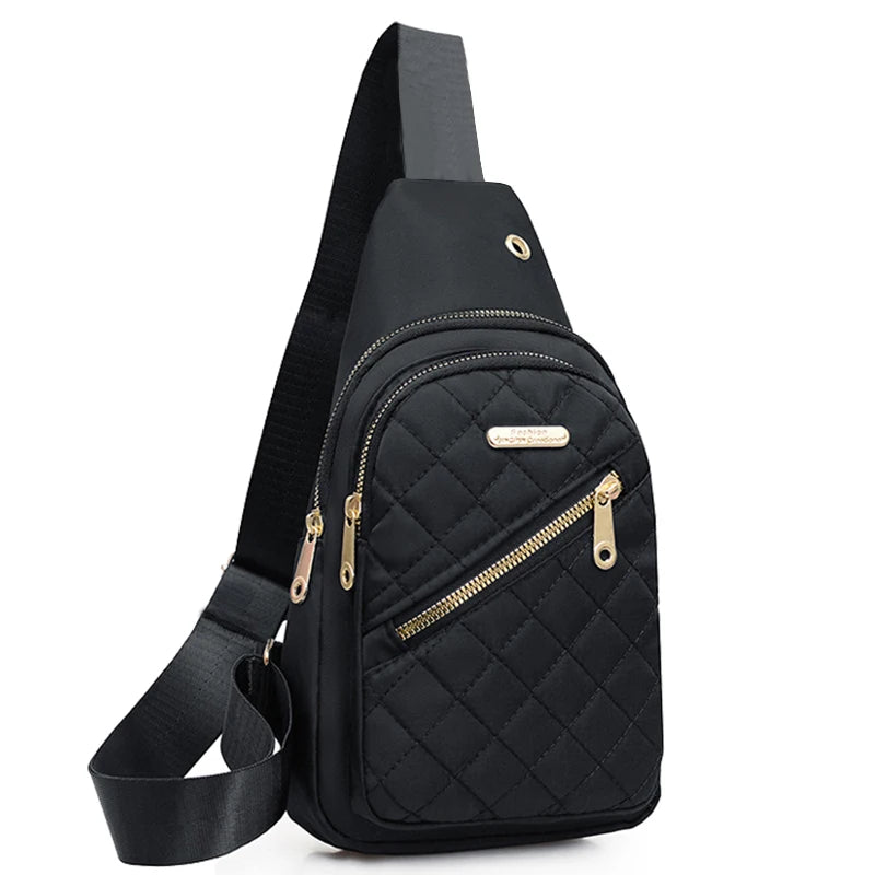 The Neutral Color Bags Are Suitable for Daily Commuting and Can Be Used as Single-Shoulder Bags or Cross-Body Bags