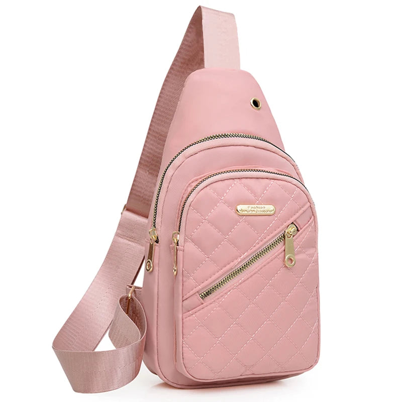 The Neutral Color Bags Are Suitable for Daily Commuting and Can Be Used as Single-Shoulder Bags or Cross-Body Bags