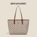 Retro vintage floral classic fashionable handbag with large capacity, elegant and easy to match underarm single shoulder bag