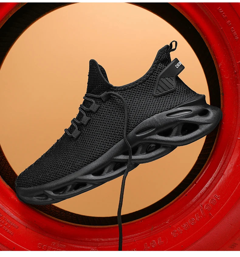 Summer Men Casual Sports Running Shoes Breathable Lightweight Sneakers Outdoor Mesh Black Athletic Jogging Tennis Walking Shoe