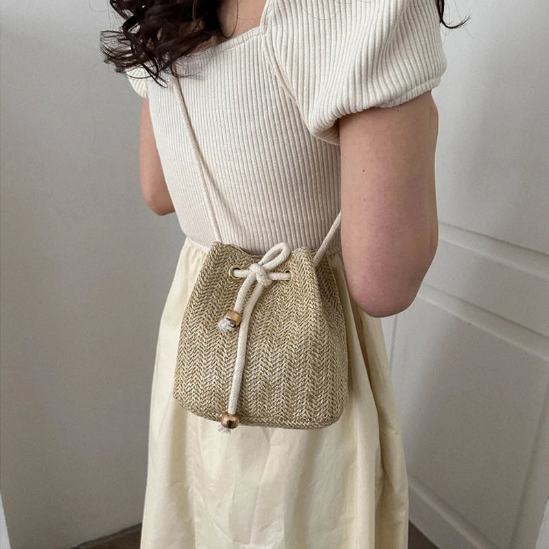 Straw Bags Cute Handbag Summer Beach Crossbody Purse Women Small Straw Crossbody Purse Adjustable Strap with Drawstring