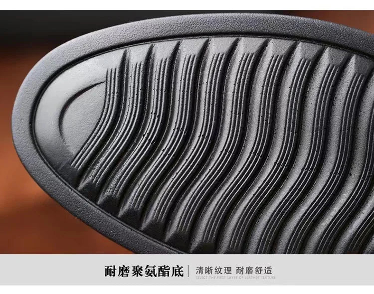 Men's Leather shoes new black Soft bottom anti slip and breath shoes men's Business dress casual Zapatos luxury light flat